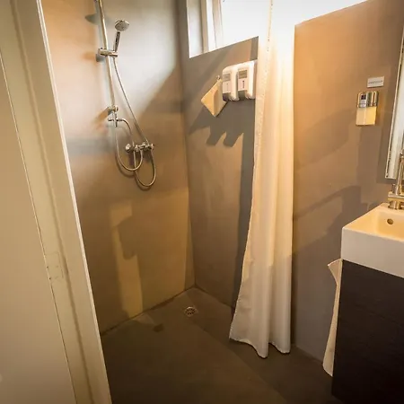 Alojamento de Acomodação e Pequeno-almoço Bed & Budget123