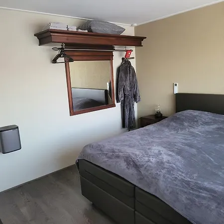 Bed & Budget123