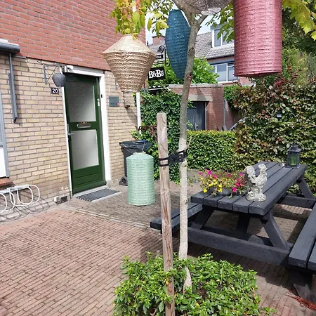 Bed & Budget123 Bed & Breakfast *