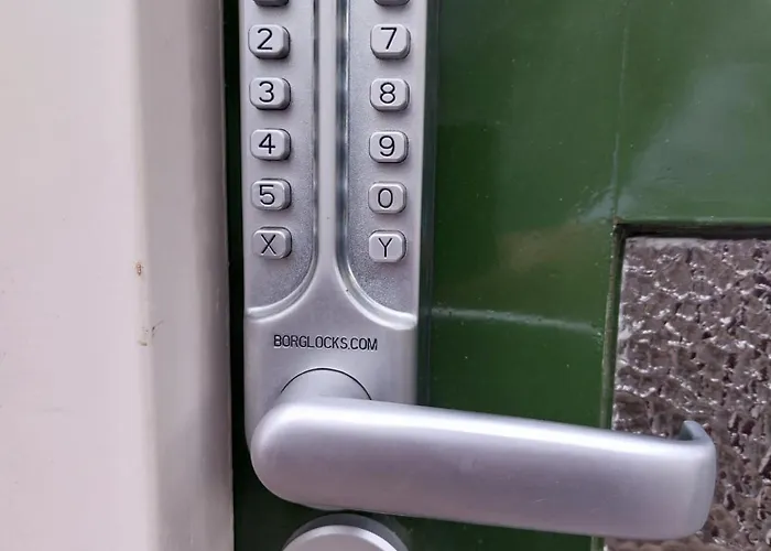 Bed & Budget123 Bed & Breakfast