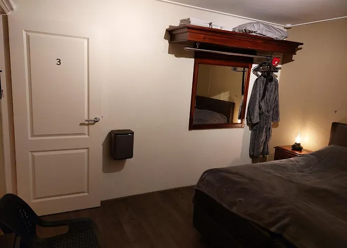 Bed & Budget123 * Twello